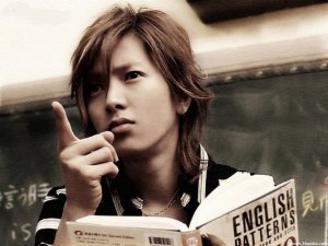 Une histoire en image - Page 16 Yamapi-with-english-book